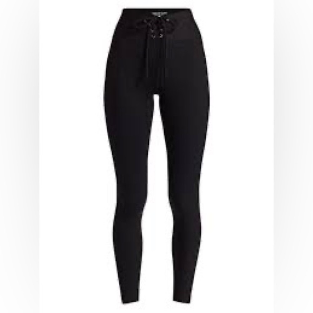 Year of Ours ribbed active set in black